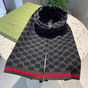 Women Gucci Scarf